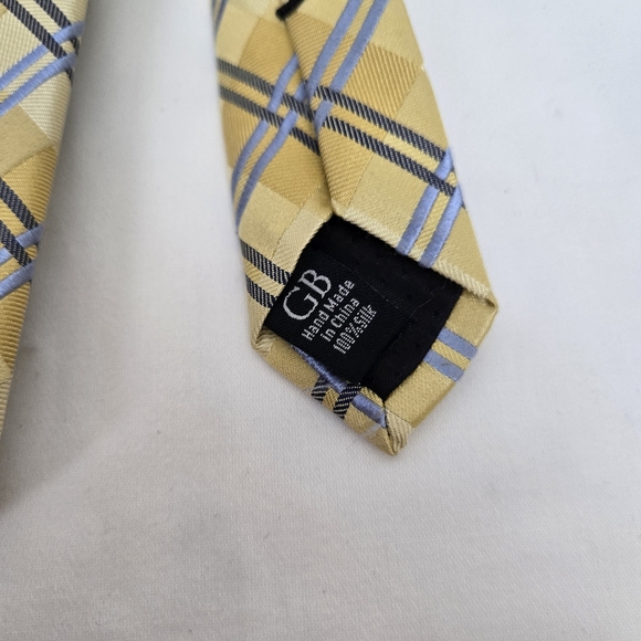 Geoffrey Beene Men's Preppy Yellow Gold Blue Plaid Checkered Silk Career Tie Y2K - Picture 6 of 6